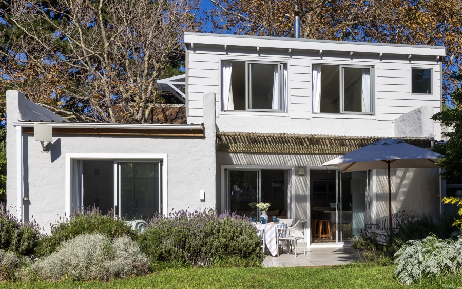 6 Bedroom Property for Sale in Chapman